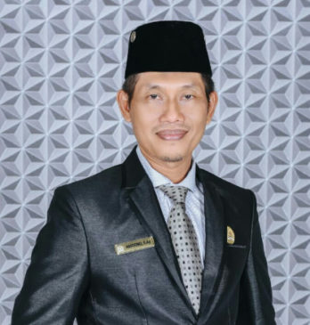 Sosok Ketua PKS Mahulu periode 2016-2020, yang akan pinda ke Partai Gelombang Rakyat (Gelora)