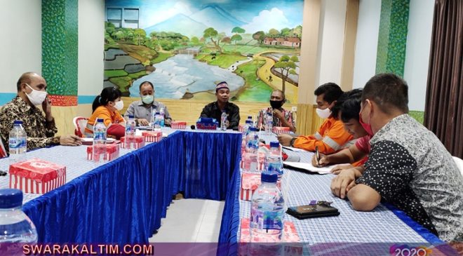 Komisi Gabungan DPRD Kubar, Minta PT. THIESSTSA Kembalikan Uang THR Karyawan